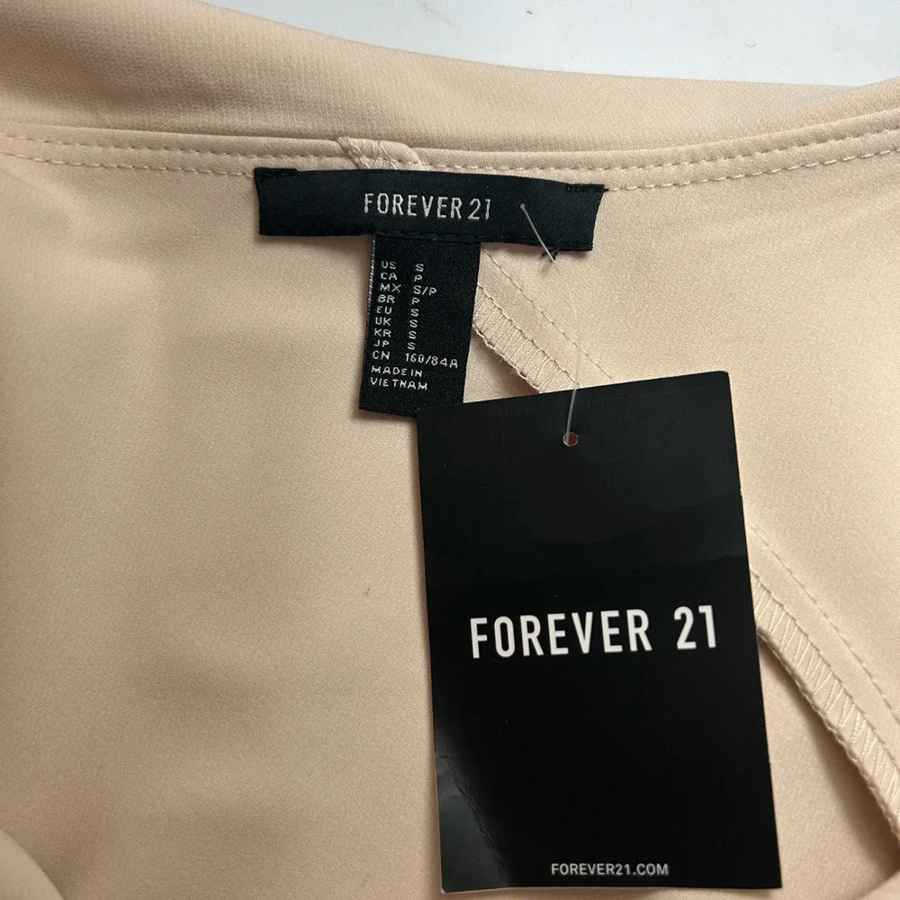 Forever 21 Beige /cream mini dress Size Small. - Picture 4 of 6